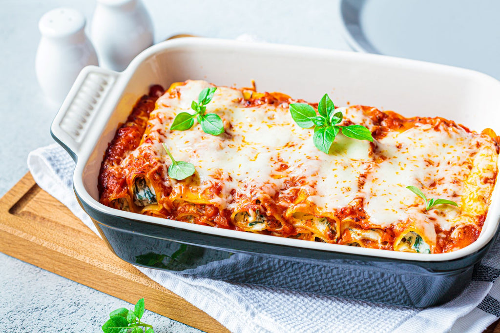 Spinach and Ricotta Cannelloni with Fresh Basil Sugo - Paired with R. Paulazzo Pinot Grigio 2021